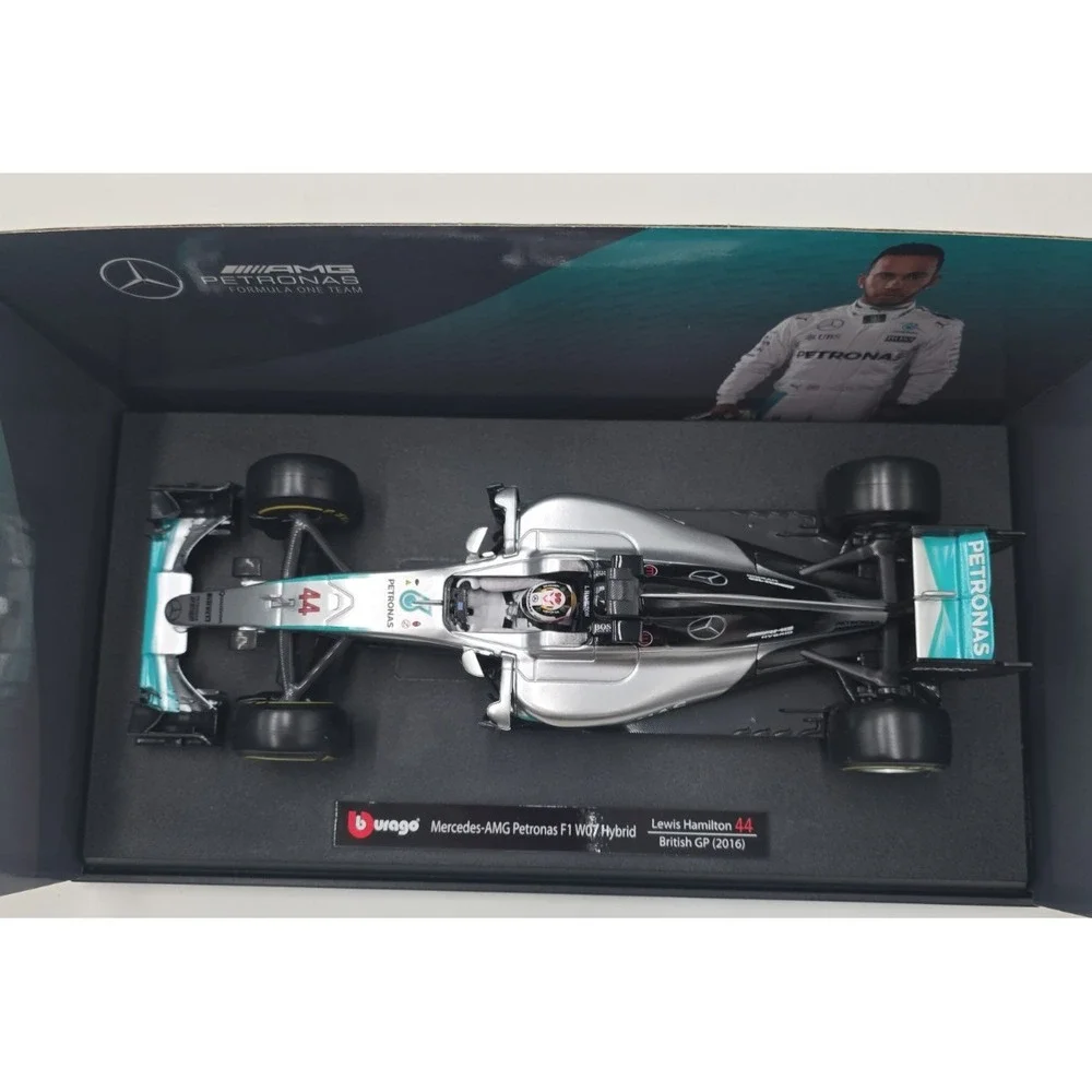 Bburago Mercedes AMG F1 W07 Hybrid 2016 Lewis Hamilton Die Cast Car